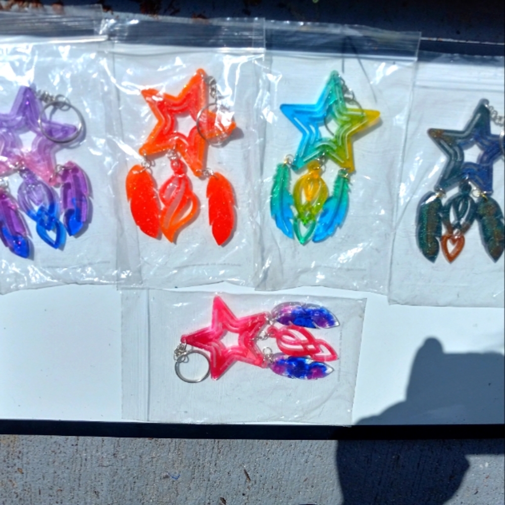 Handmade epoxy star dream catcher keychains